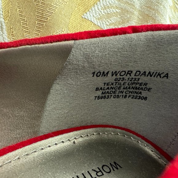 Worthington Danika Red Suede Kitten Heels Size 10M - Picture 4 of 6